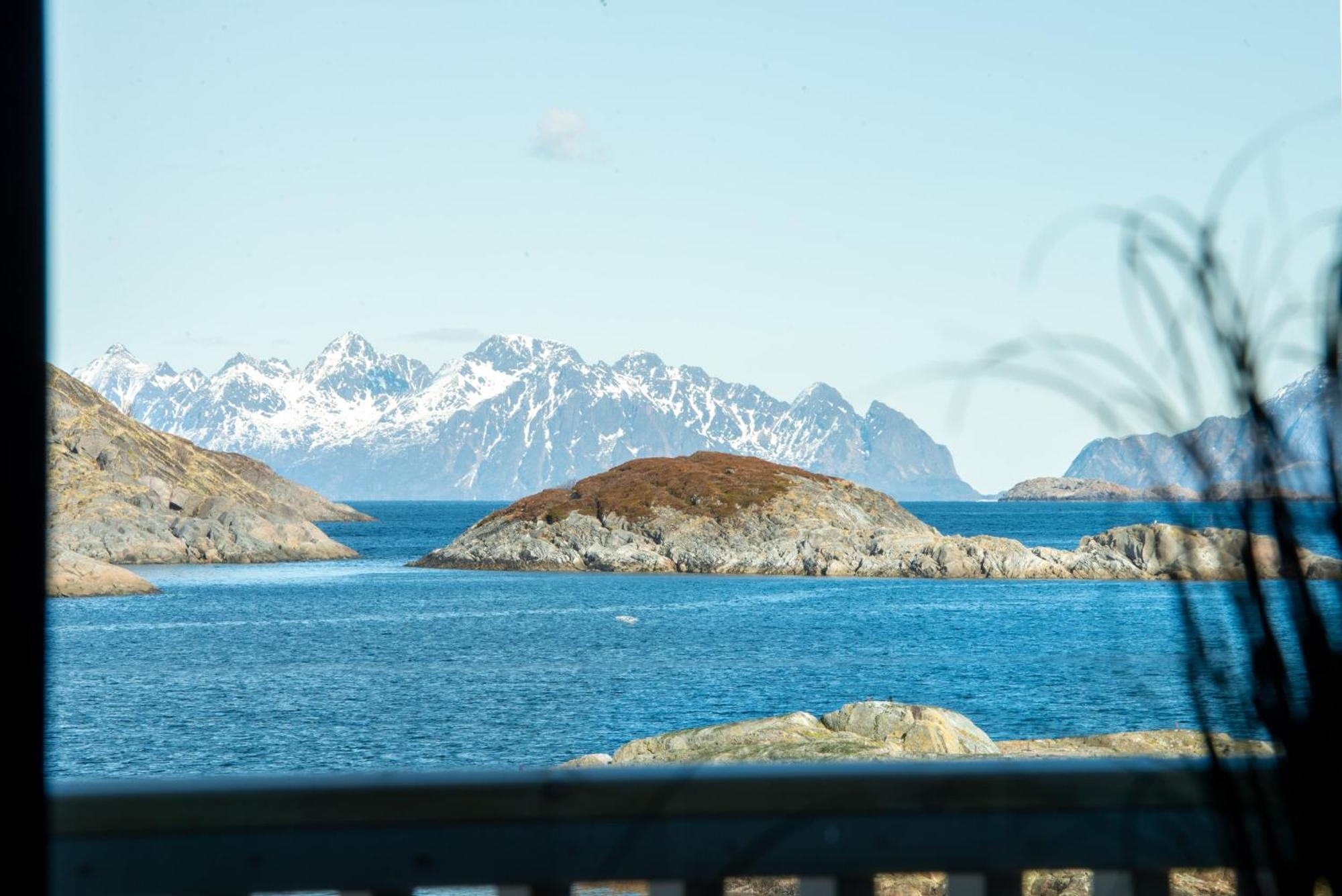 Cornerview Apartment Henningsvaer Exterior foto