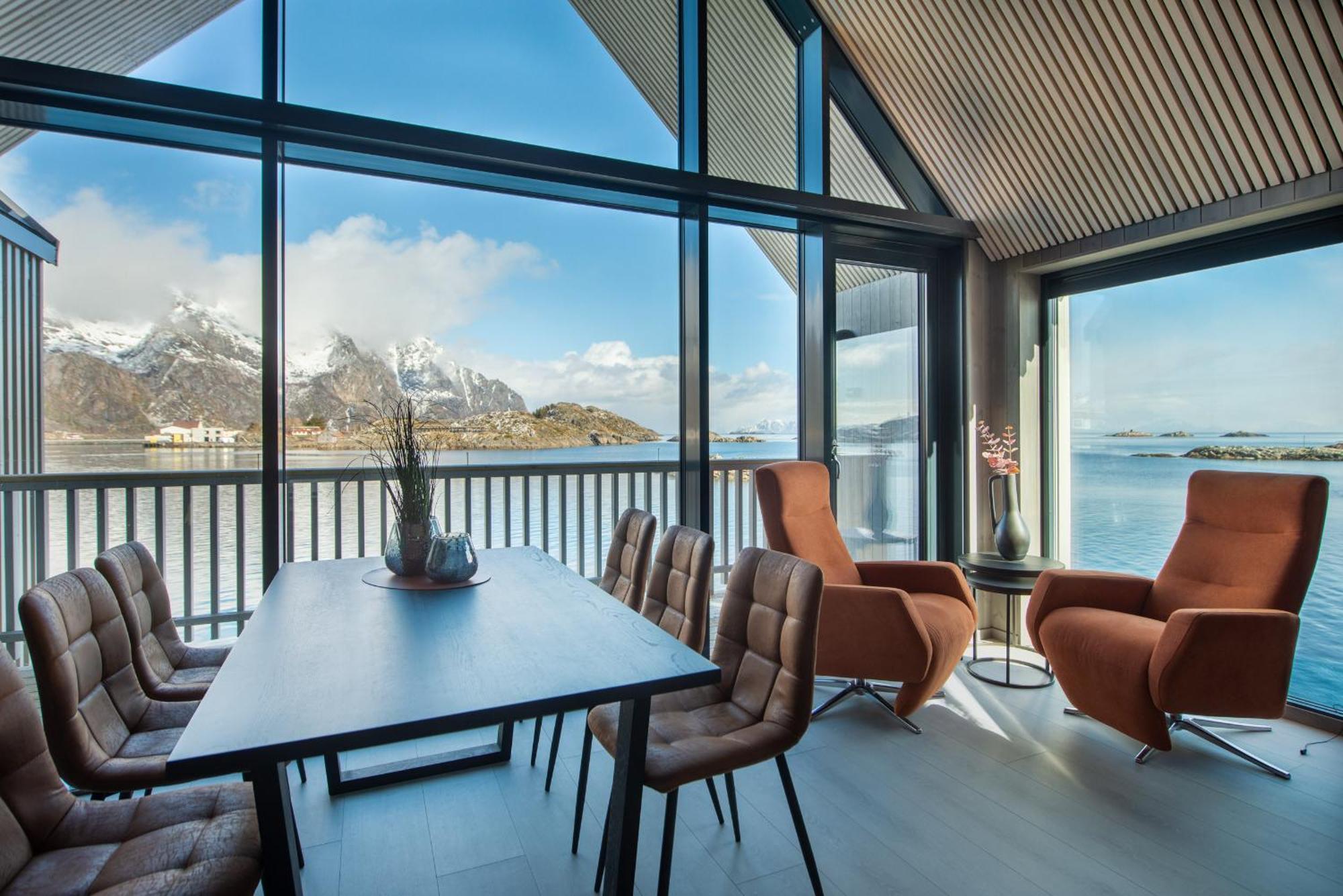 Cornerview Apartment Henningsvaer Exterior foto